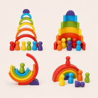 Montessori Regenbogen aus Holz mit Figuren